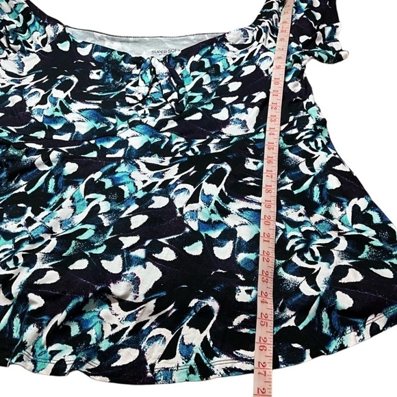 TORRID SuperSoft Blue Floral Off Shoulder Cap Sleeve Top Jersey Knit US Sz 3X - Picture 7 of 10